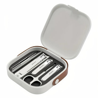 Achieve Salon-Quality Nails with Stainless Steel Manicure & Nail Care Kit!
