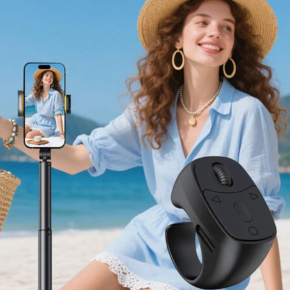 Master hands-free scrolling with the Mini Wireless Bluetooth Page Turner Finger Ring – effortless page turning for Kindle, TikTok, iPhone, Android, and more.