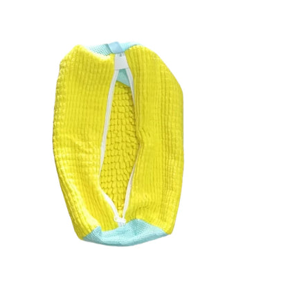 Elevate shoe care with this luxurious Laundry Bag for Washing Machines. Zippered design with rich internal fluff safeguards sneakers and casual shoes during every cycle.